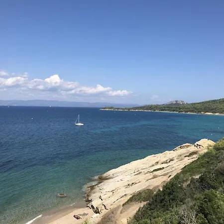 A Hyeres, Proche Et Port, Parking Et Wifi Inclus - Fr-1-335-200